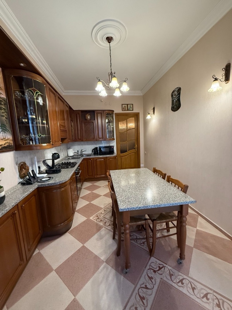 продажа трехкомнатной квартиры номер A-173524 в Приморском районе, фото номер 13